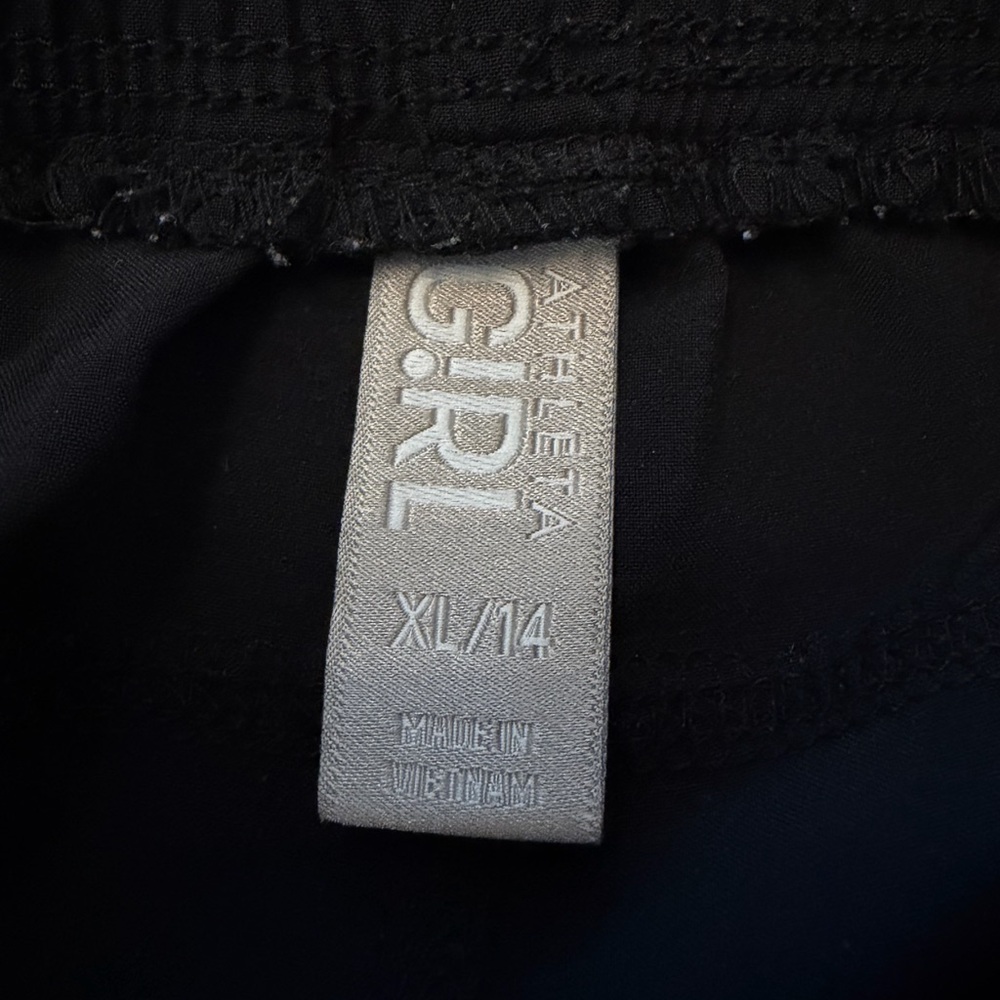Athleta Girl Crop Bundle Size XL/14 - Picture 9 of 9
